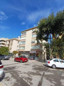 Yeşiloğlu Emlaktan Bulvara Yakın Anıttepede Katta Bakımlı 2+1 Daire