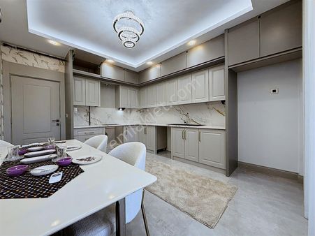 Demirler'den Şemikler'de Yüzme Havuzlu Kapalı 4+1 Satılık