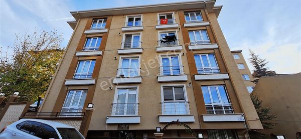 Batıkent Ümit Hastanesi Yakını Nezih Bölgede Satılık 3+1 Daire