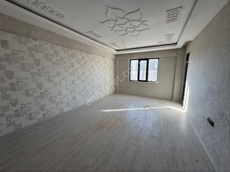 Emir Gayrimenkulden Belkızda Şehrin Kalbinde Satılık 3+1 Daire