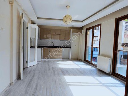 Balçova Da İstinye Park Ve Agora Avm Yürüme Mesafesi Daire