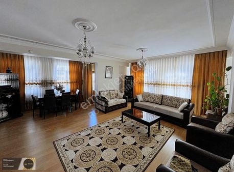 Rota Dan Cuppa Kavşagı Ana Cadde Üzeri 4+1 Satılık Daire