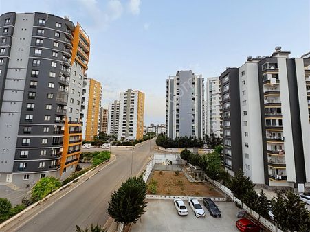 Üniversite Caddesine Yakın Süper Lokasyon Geniş 2+1