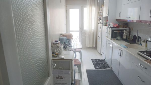 Karşıyaka Dedebaşında Satılık3+1 Doğalgazlı+balkonlu Çiğliserkan