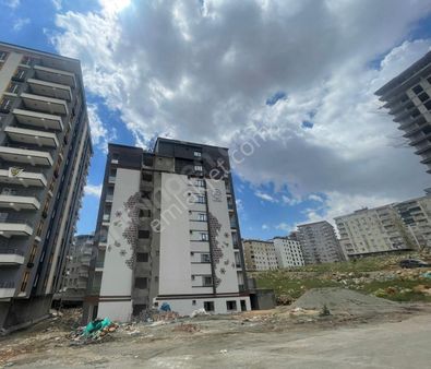 Barak Emlak’tan Eski Avm Arkası Satılık 1+1 Lüks Dairemiz