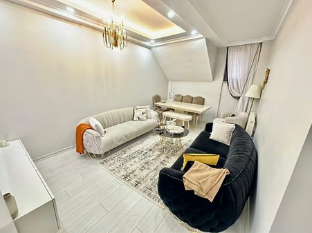 Özgür İnşaat'tan Sultançiftliği Mah Tramvay Dibi Lüx Bahçe Katı Daire