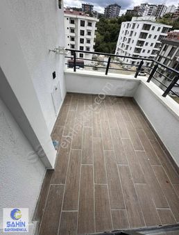 Atakumda Ulaşıma Yakın Sıfır Eşyalı Kiralık