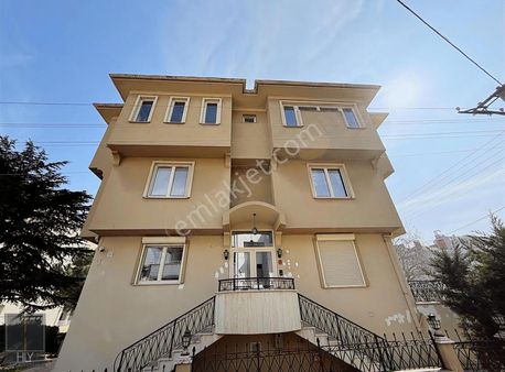 Hly Gayrimenkul'den Atatürk Mah.de 6+2 380 M2 Satılık Köşe Villa