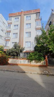 Güvenlik'te Tramvay Yakını Doğalgazlı Boyalı Kiralık 2+1 Daire