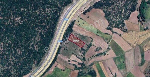 Kütahya Kireççiftliği'nde Kütahya Uşak Yoluna Cephe 2969m2 Tarla