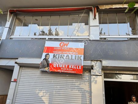 Esenyurt Merkezi Konumda Cadde Üstü 3 Katlı Dükkan Mağaza