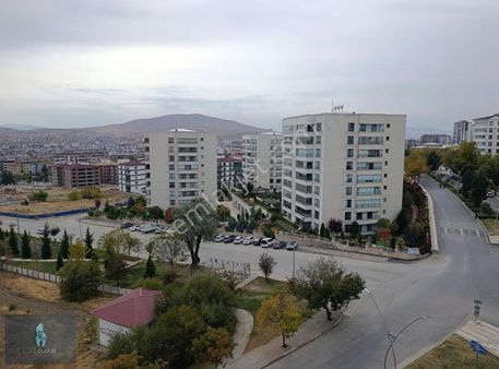 Cumhuriyet Mah Park Ada Sitesinde Sosyal Alanlı 5+1 Arakat Daire