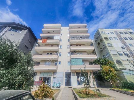 Alanya Cumhuriyette Satılık 2 +1 Ayrı Mutfak Daire