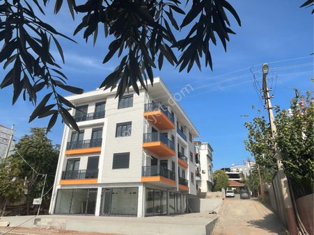 Erenköy'de Ana Cadde Üzerınde 153 M² Depolu Tıcarı Dükkan | Yüksek Görünürlük , Sıfır Bına