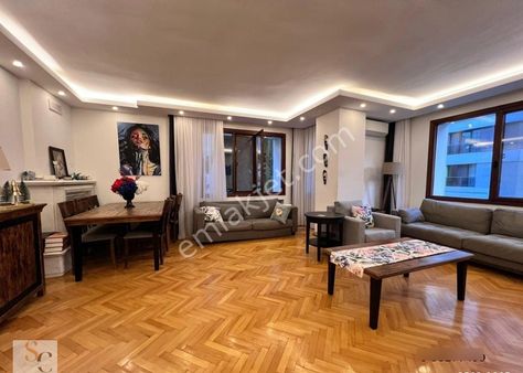 Sahrayıcedit'te 4+1 Katta Tek 127m2 Net İçi Yapılı Balkonlu