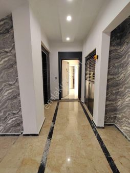 Ayanoğlu Mahallesi Yüksek Giriş 2+1, Tramvaya Yürüme Mesafede!