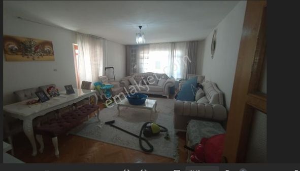 Satılık 3+1 Daire- 145 M2 - Güzel Lokasyonda