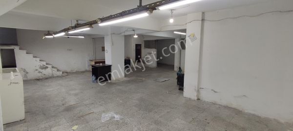 Özgür İnşaat"tan Cebeci Mah"de Temiz Kiralık Dükkan,depo