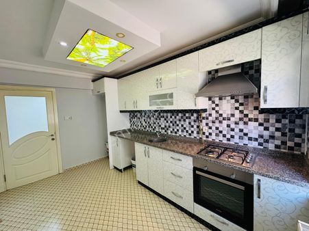 Fiyat Düştü.!!! / Merpa İnşaat'tan/fevzi Paşa Mah'de/ 3+1/ İskanlı / Kombili Lüks Daire