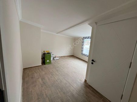 İkiçeşmelik Mahallesinde 2+1 Çatı Dublex Satılık Daire