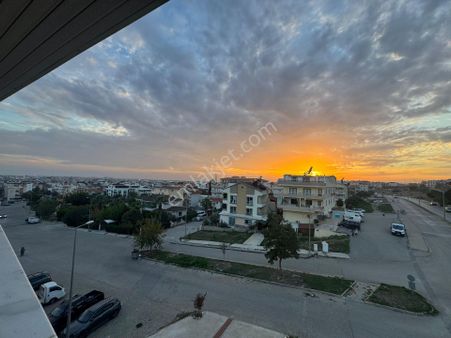 Didim Cumhuriyet Mah. Merkez Cadde Üzerinde Deniz Manzaralı Geniş 3+1 Dublex Daire