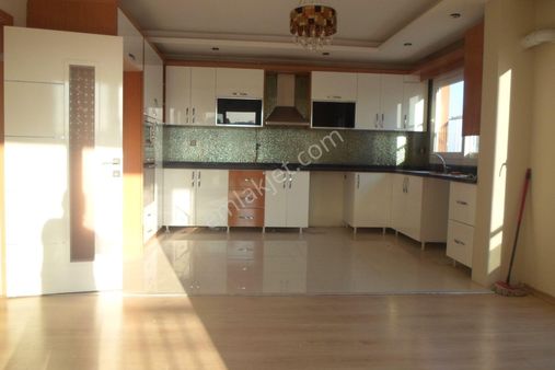 4+1*d.gaz*mezitli Kalbi*2 Banyo*kiralık Daire*3 Lü Set....