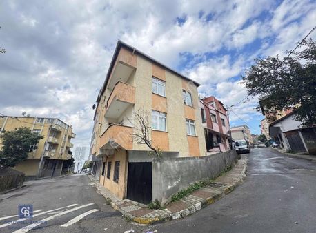 Ataşehirde Aile Apartmanında, Ulaşımı Kolay 2+1 Kiralık Daire