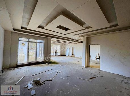 Çekmeköy Reşadiye Grand Forestta İçi Natamam Ultra Lüks