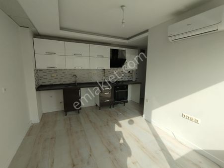 Kenan Evren Bulvarına Yakın Yeni Binada Cephesi Açık Yatırımlık Lüks Daire