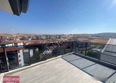 Gökçe Emlak'tn Sarayda Sıfır Yapı 2+1 Satılık Teras Dublex Daire