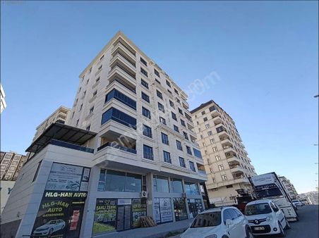 Karaköprü 2.35 De Yol Üzeri 4+1 Fırsat Daire