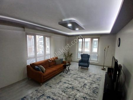 Rba Dan Kumlubel Mahallesinde Satılık 3+1 Daire