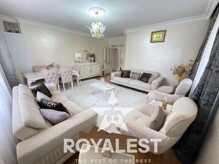 Royalest'ten Ara Kat Önü Açık Bahçeşehir Koleji'ne Yakın Geniş