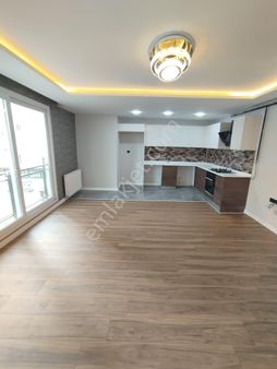 Kenan Evren Bulvarı Civarı 3+1 Güney Doğu Kuzey Cepheli 2 Banyolu Lüks Daire