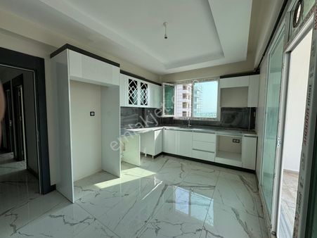 📣 Four Land Gayrimenkul Farkıyla 450'li Evlerde 2+1 Satılık Daire