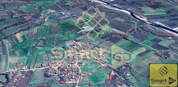 Yenice Üçkabaağaç'da 3.854 M² Satılık Tarla