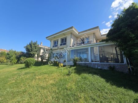 Trust365'den Bademli'de Satılık 5,5+1 Villa