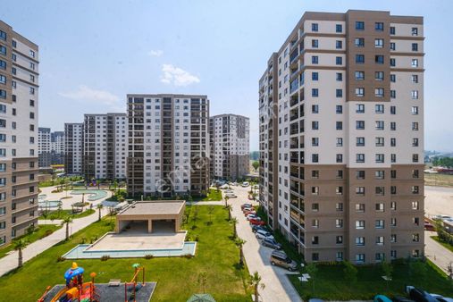 Trust365'den Prestij Hayat Sitesinde Kiralık Cam Balkonlu 2+1