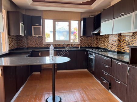 Cumhuriyet Mahallesinde Kiralık 3+1 Daire