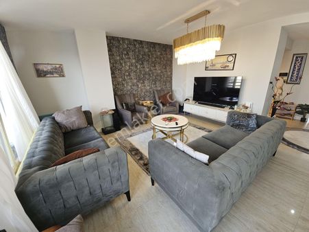 Trust365'den Bursa Modern'de Satılık Teraslı Eşyalı 2+1 Daire