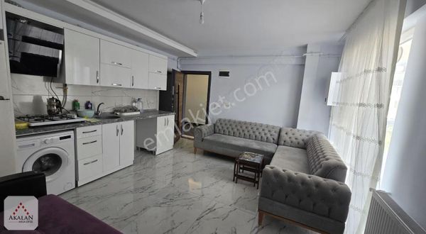 Atakum İstiklal Mahallesinde Esyalı Kiralık 1*1