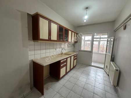 Enka'dan Çamçeşme Mah. Asansörlü E-5 Yakın 3+1 Kiralık Daire