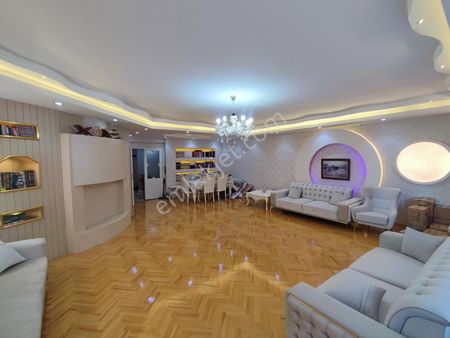 Emek-ibrahimli Arası Ultra Geniş Full Bakımlı Satılık 4+1 Daire