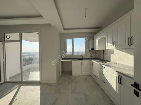 Rota'dan Üçkuyularda Kiralık 2.5+1 Sıfır Daire