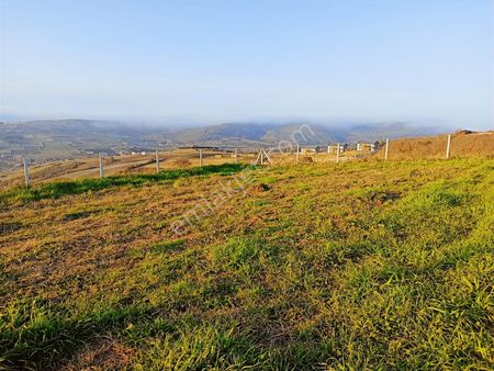 Çatalca Çanakça 'da Tepe Konumda 360 M² Arsa
