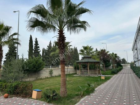 Zeki Emlak'tan Muradiye'de Panoroma 2'de Satılık 2+1 K.mutfak D.