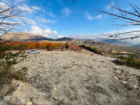 Türe Gayrimenkulden Mut Çömelek Yaylasında Satılık Köyiçi İmarlı Arsa Satılık