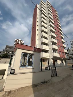 Mavı Bulvarda 1.parsel Ara Kat Gdk Cepheli 2+1 Sıfır Site İçerisinde Cazip Daire