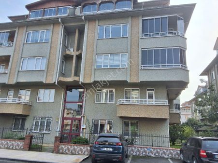 Karamanoğlu Emlak'tan Ara Kat Ters Dubleks Daire