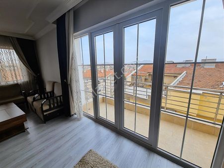 Etlik Meşeli Sokak'ta Önü Açık Ferah, Bir Oda Bağımlı 3+1